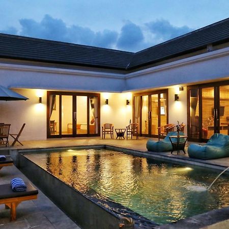 Villa Kubuku Kuta Lombok Exterior foto