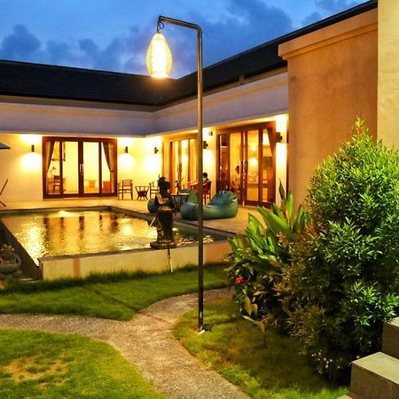 Villa Kubuku Kuta Lombok Exterior foto