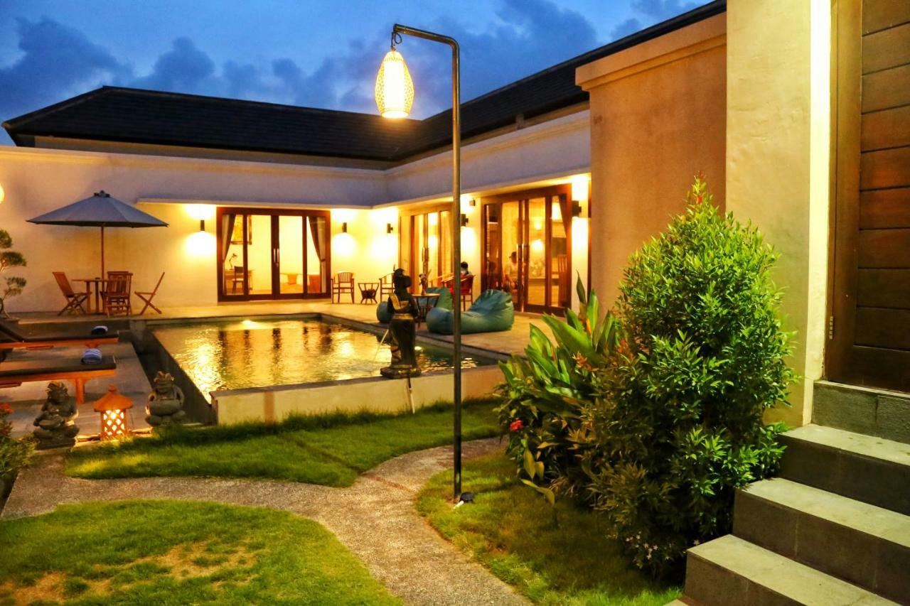 Villa Kubuku Kuta Lombok Exterior foto